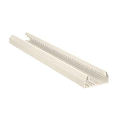 Base para Canaleta / PVC Rígido / 103.3 x 44.9 x 1800 mm / UL94V-0 / TIA/EIA / Blanco Mate