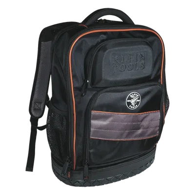Mochila para herramientas y computadora portátil Tradesman Pro™ en poliéster negro con 25 bolsillos (No incluye herramientas).