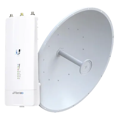 Kit de Enlace Inalámbrico Punto a Punto / 1 Gbps+ / 34 dBi / Slant-45 / 4096 QAM / 2 Mpps / 5 GHz