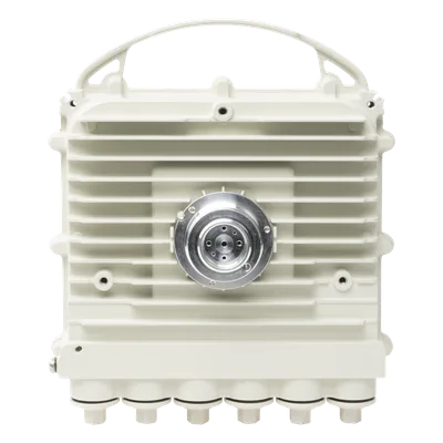 Radio 70/80 GHz / 2 Gbps Full Duplex / 71-76 GHz y 81-86 GHz FDD / 4 Puertos GbE / Rango Extendido