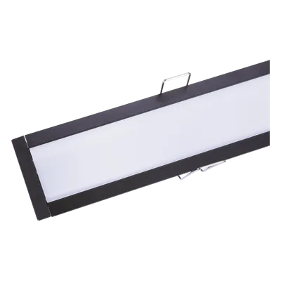 Luminaria LED Empotrada / 30 W / 3000 lm / Luz Fría 6000 K / 120° / IP20 / 50000 hrs