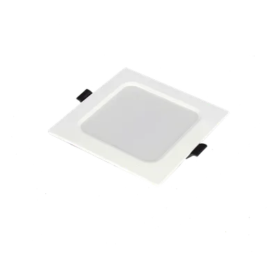 Spot LED Empotrable Cuadrado / 6 W / 420 lúmenes / Luz Fría 6000 K / Ángulo 120° / 25000 hrs / IP20 / 110 VCA