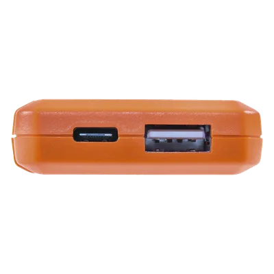 Multímetro Digital USB / Voltaje 3-20 V DC / Corriente hasta 5 A / Registro 1000 Horas / USB-A y USB-C / Resistente a Caídas 2 m (6.6 ft)