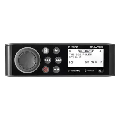 Sistema de Audio Marino / Pantalla LCD Monocroma 2.6" / Multi-Zone 2 Zonas / Potencia Pico 200 W / Bluetooth y ANT / IPX7 / Compatible SiriusXM y DAB+