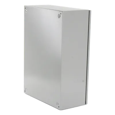 Gabinete de Acero para Exterior / IP55 / Ventilación Integrada / 500 x 700 x 250 mm / Placa Trasera Metálica / Cerradura con Llave