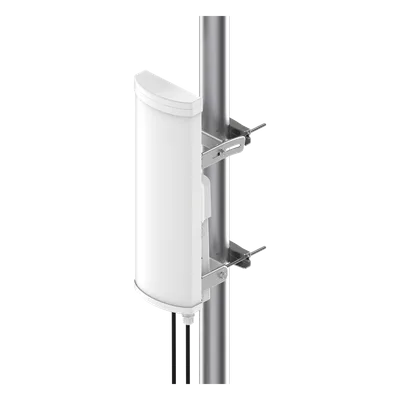Antena sectorial / 90° / 18 dBi / 5.9-7.1 GHz / MU-MIMO 4x4 / 2.19 x 0.94 x 0.60 ft / IP65