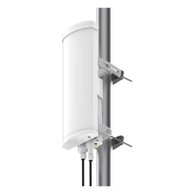 Antena sectorial / 90° / 18 dBi / 5.9-7.1 GHz / MU-MIMO 4x4 / 2.19 x 0.94 x 0.60 ft / IP65