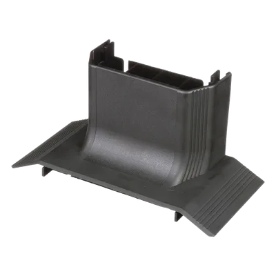 Accesorio de Conexión a Canaleta de Piso / 4 Vías / PVC Rígido / Carga 907 kg / Área Interna 24.88 in² / UL94V-0 / Negro