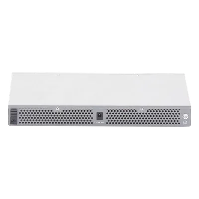Router Gigabit VPN / Balanceador de cargas / 60,000 sesiones NAT / 9 puertos RJ45 Gigabit + 2 puertos SFP / PoE entrada y salida / Compatible con GWN Cloud