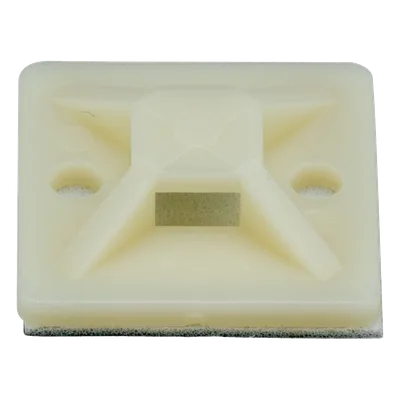 Montaje Adhesivo para Bridas / 4 Vías / 20 x 20 mm (0.785 x 0.785 in) / Nylon 6.6 V-2 / Interior y Exterior / Paquete 100 pz