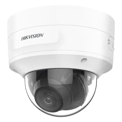 Domo IP / 4 Megapixel / Lente Mot. 2.7 a 13.5 mm / IR EXIR 40 m (131.2 ft) / IP66 / IK10 / DarkFighter / Audio y Alarma I/O / PoE+ / Micro SD / 4 Analíticos IA