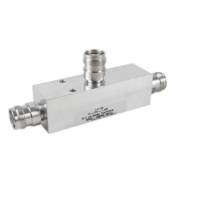 Separador de Potencia / 15 dB (30:1) / 350-5930 MHz / 500W Promedio / PIM -161 dBc / Conectores 4.3-10 IP67 / 380 g