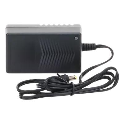Fuente de Poder Regulada / 15 VCC / 3 A / Entrada 100-240 VCA / 36 W / 88x50x35 mm (3.46x1.97x1.38 in)