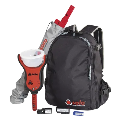 Kit portátil para prueba de detectores de humo / Alcance 4.87m (16ft) / Sistema telescópico modular / Dispensador electrónico integrado