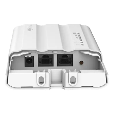 Estación Base Conectorizada / 802.11ac Wave2 867 Mbps / 5 GHz / 30 dBm (1,000 mW) / 32 Clientes / IP55 / -40°C a +80°C