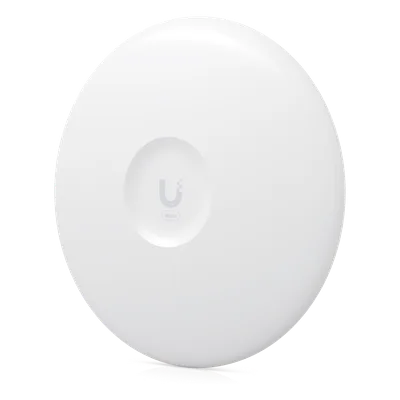 Radio PtP/PtMP / 60 GHz / 5.4 Gbps / Alcance 15 km (49,212 ft) / Respaldo 5 GHz Wi-Fi 6 / IPX6 / SFP+ 10G