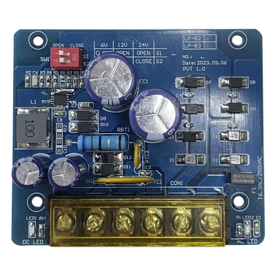 Fuente Tipo Tarjeta / Salida Seleccionable 6/12/24 Vcc / 1.5 A Continuo / Entrada 16-24 Vca / Protección Térmica y Cortocircuito