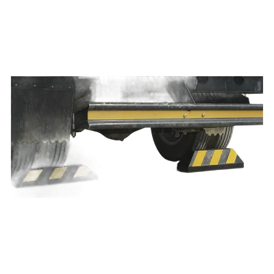 Tope Vehicular / 55 cm (1.8 ft) / Carga 5 Ton / Caucho Rígido / Bandas Reflejantes / Negro-Amarillo