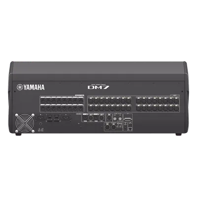 Consola de mezcla digital / 120 canales / 48 mezclas / Dante I/O / 96 kHz