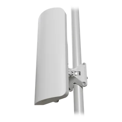 Punto de Acceso Sectorial / Wi-Fi 6 Doble Banda / Antena Integrada 15 dBi / Puerto SFP 2.5 Gbps / Rango de Temperatura -40°C a 70°C (-40°F a 158°F)