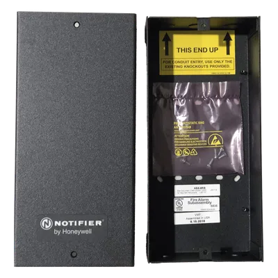Gabinete de Montaje Remoto / Alimentación 24 VDC / Compatible RPT-W, RPT-F y RPT-WF / Comunicación ARCNET 312.5 Kbps / NFPA Style 4 y 7
