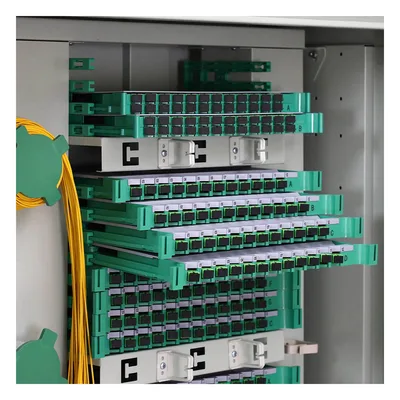 Gabinete de Distribución FDT / IP65 / 288 Núcleos de Fibra Óptica / Splitters 2x8 y 2x16 SC/APC / -40°C a +60°C