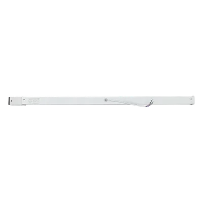 Luminario LED Tipo Regleta / 572 x 24 x 24 mm (1.88 x 0.08 x 0.08 ft) / 127 Vca / Luz Blanca 6 500 K / 900 lm / 9W