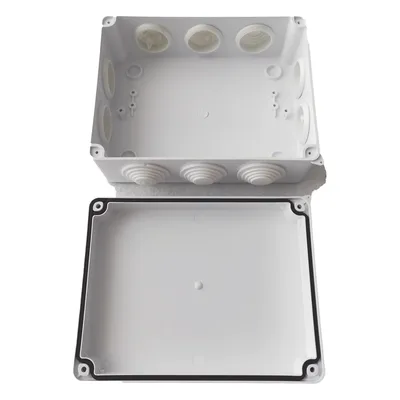 Caja de Derivación Exterior / IP65 / IK07 / 10 Entradas / ABS Aislante / 200 x 155 x 80 mm