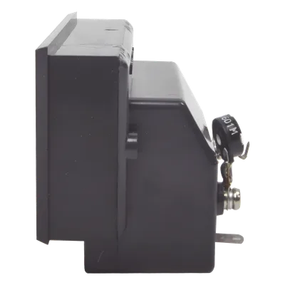 Medidor de Corriente DC / Alta Precisión / Rango 500A / LCD Retroiluminada / Batería 12 Horas