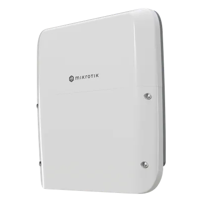 Router para Exterior / 8 Puertos PoE In/Out / 1 SFP+ 10G / IP66 / 120W PoE / ARM 64-bit 4 Núcleos / RouterOS v7