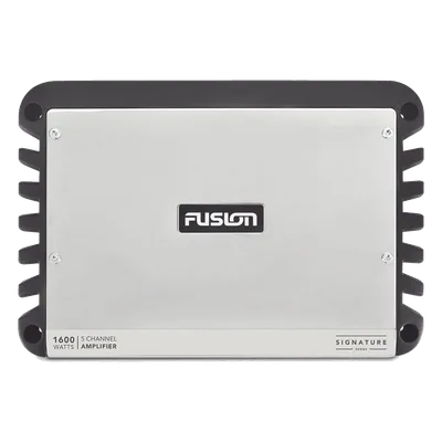 Amplificador náutico / 5 canales / 1600 W pico / Clase D / 4 altavoces + 1 subwoofer / 11.81' x 8.27' x 1.97'