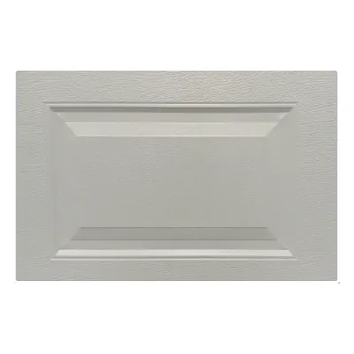 Puerta de Garage Residencial / Panel Calibre 26 / Relleno Poliuretano 43 mm / Densidad 45 kg/m³ / Diseño Americano / Operación Silenciosa