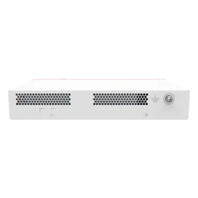 Router Gateway / 1 Puerto WAN Gigabit / 1 Puerto LAN/WAN Configurable / 3 Puertos LAN Gigabit / Rendimiento 1 Gbps / Controlador 32 APs / 150 Clientes / Libre de Licenciamiento