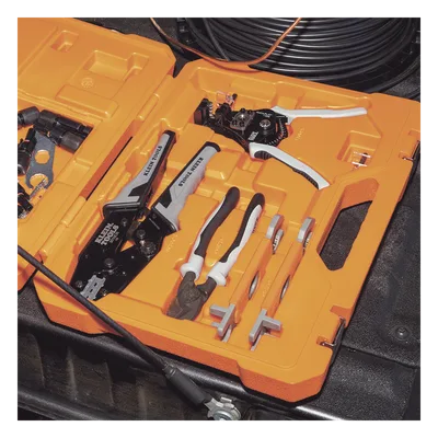 Kit de Herramientas Fotovoltaicas / 6 Piezas / Cortador 1/0 AWG / Pelacables Automático 6-14 AWG / Ponchadora MC4T 10-14 AWG / 2 Llaves Aisladas MC4 / Estuche con Almacenamiento