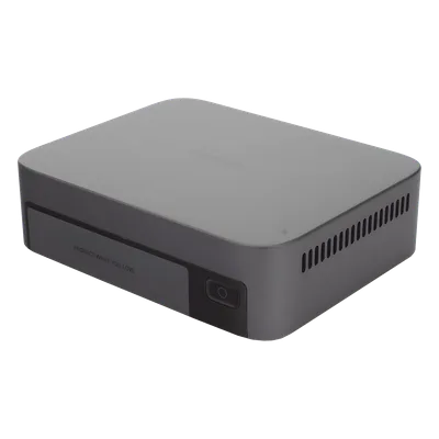 NAS Compacto / 4 Bahías M.2 NVMe / Intel Core i5 12th Gen / DDR5 8 GB / Thunderbolt 4 / HDMI 8K / Wi-Fi