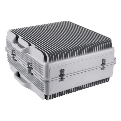 Amplificador de Señal Celular / Cobertura 5 km / 20 Watts / Banda 5 850 MHz / Ganancia 95 dB / IP65 / Monitoreo USB