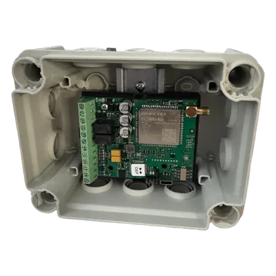 Controlador Remoto 4G / Activación por APP o Llamada / 2000 Usuarios / Caja NEMA IP67 / Doble Relé NO/NC / Registro 1000 Eventos