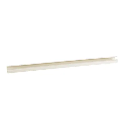 Canaleta de PVC Rígida / 38.4 x 24 mm / 2438 mm (8 ft) de Largo / UL94V-0 / Adhesiva Sin Herramientas / 13 Cables Cat6