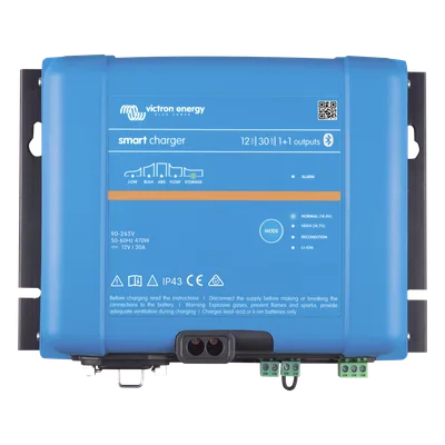 Cargador de Baterías / 12V 30A / IP43/IP22 / Bluetooth / 6 Etapas / 2 Salidas 1+1 / Plomo y Litio / 98.4 ft Uso Marino y Terrestre