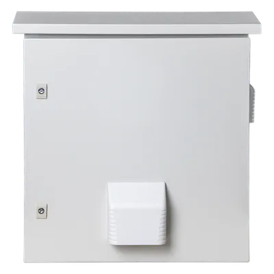 Gabinete de Acero para Exterior / IP55 / IK10 / Ventilación con Ventilador 110 VCA / 593 x 609 x 399 mm (1.95 x 2.0 x 1.31 ft) / Placa Trasera Galvanizada 550 x 565 mm