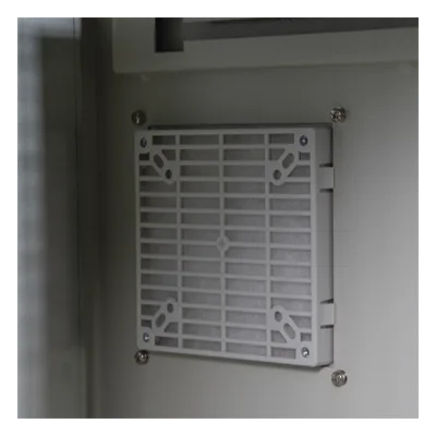 Gabinete de Acero para Exterior / IP55 / IK10 / Ventilación con Ventilador 110 VCA / 593 x 609 x 399 mm (1.95 x 2.0 x 1.31 ft) / Placa Trasera Galvanizada 550 x 565 mm