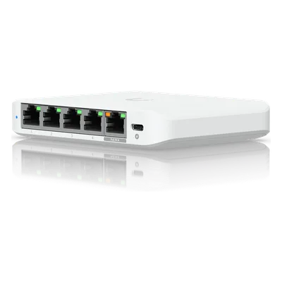Switch administrable / 5 puertos 2.5G / PoE o USB-C / 25 Gbps / Compacto 4.6 x 3.5 x 0.8'