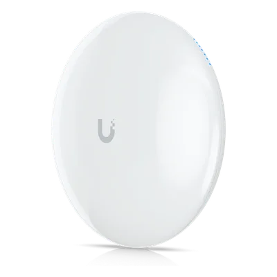 Puente Inalámbrico 5 GHz / Alcance 5+ km (3.1 mi) / Throughput 867 Mbps / MU-MIMO 2x2 / Antena Direccional 19 dBi / IP66 / PoE Passthrough