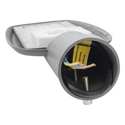 Luminaria LED Exterior / 50 W / 5000 lm / 6500 K Blanco Frío / Fotocelda / IP66 / Ángulo Ajustable 65°-135° / 100-265 V CA