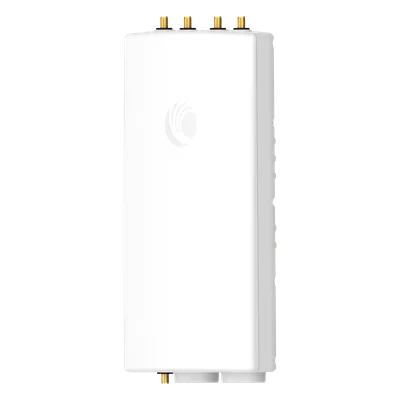 Estación Base Wi-Fi 6E / 4 Gbps Agregados / 4x4 MU-MIMO / 5.9-7.1 GHz / 120 Suscriptores / IP67 / GPS