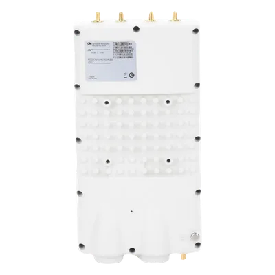 Estación Base Wi-Fi 6E / 4 Gbps Agregados / 4x4 MU-MIMO / 5.9-7.1 GHz / 120 Suscriptores / IP67 / GPS