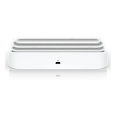 Switch Capa 2 / 4 Puertos 10GbE / Alimentación PoE+ o USB-C / Compacto / 82 Gbps de Rendimiento