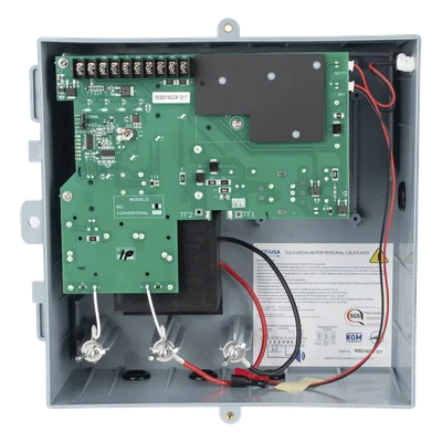 Energizador Perimetral / 12,000 V / 1 J / 2,500 m (8,202 ft) Lineales / Control Remoto con Pánico / Respaldo Batería 3 Días / Alimentación Solar Opcional