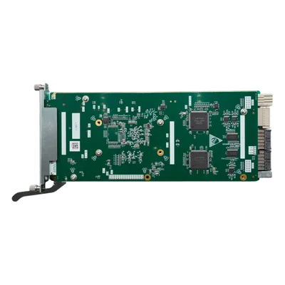 Tarjeta de Control y Uplink / 3x SFP/SFP+ 1/10G / 1x QSFP28 40/50/100G / Puerto Consola RJ45 / Out-Band 10/100/1000Base-T