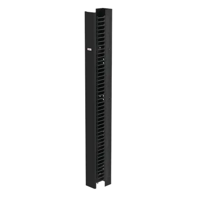 Gestor Vertical de Cableado / 45U / 6.00' Ancho / Acero 14 Gauge / Montaje Universal 2 y 4 Postes / Negro RAL 9005